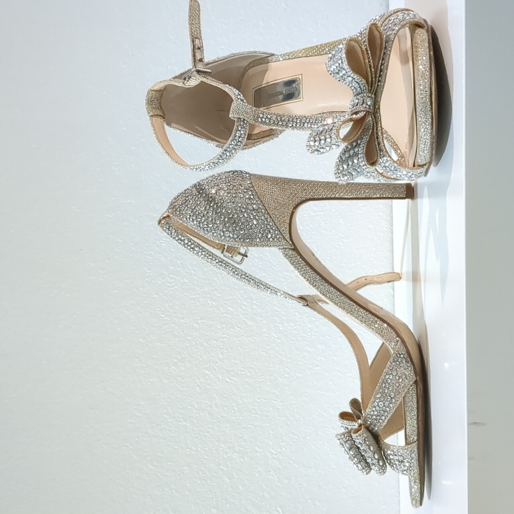 Women's high-heels